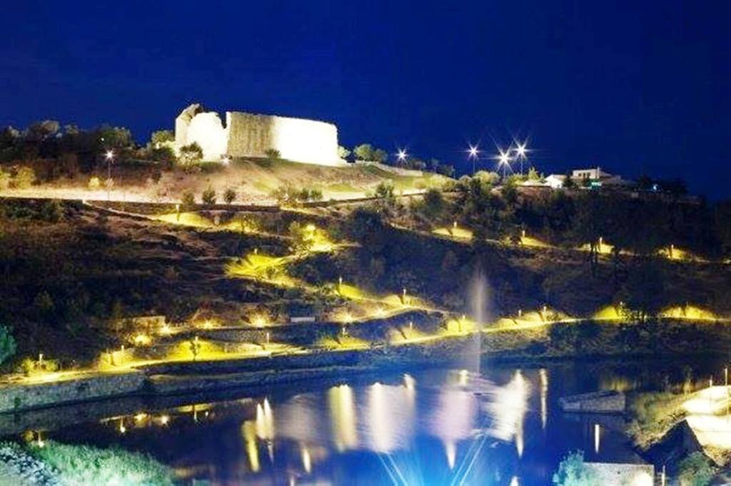 מירנדה דו דורו Douro Camping מראה חיצוני תמונה